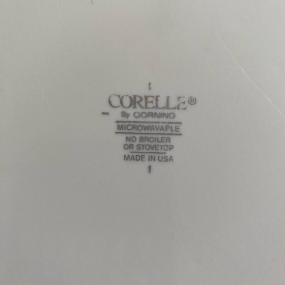 4 Corelle by Corning 10 1/4” Abundance Dinner Plates - Picture 7 of 8